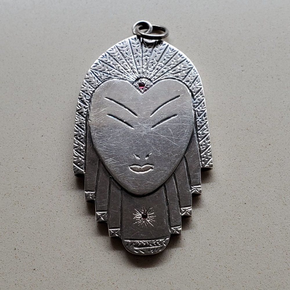 TRUE VINTAGE ART DECO STERLING SILVER PENDANT